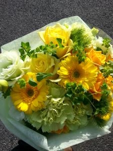 今日の花束♪｜「堀花苑」　（長野県長野市の花キューピット加盟店 花屋）のブログ